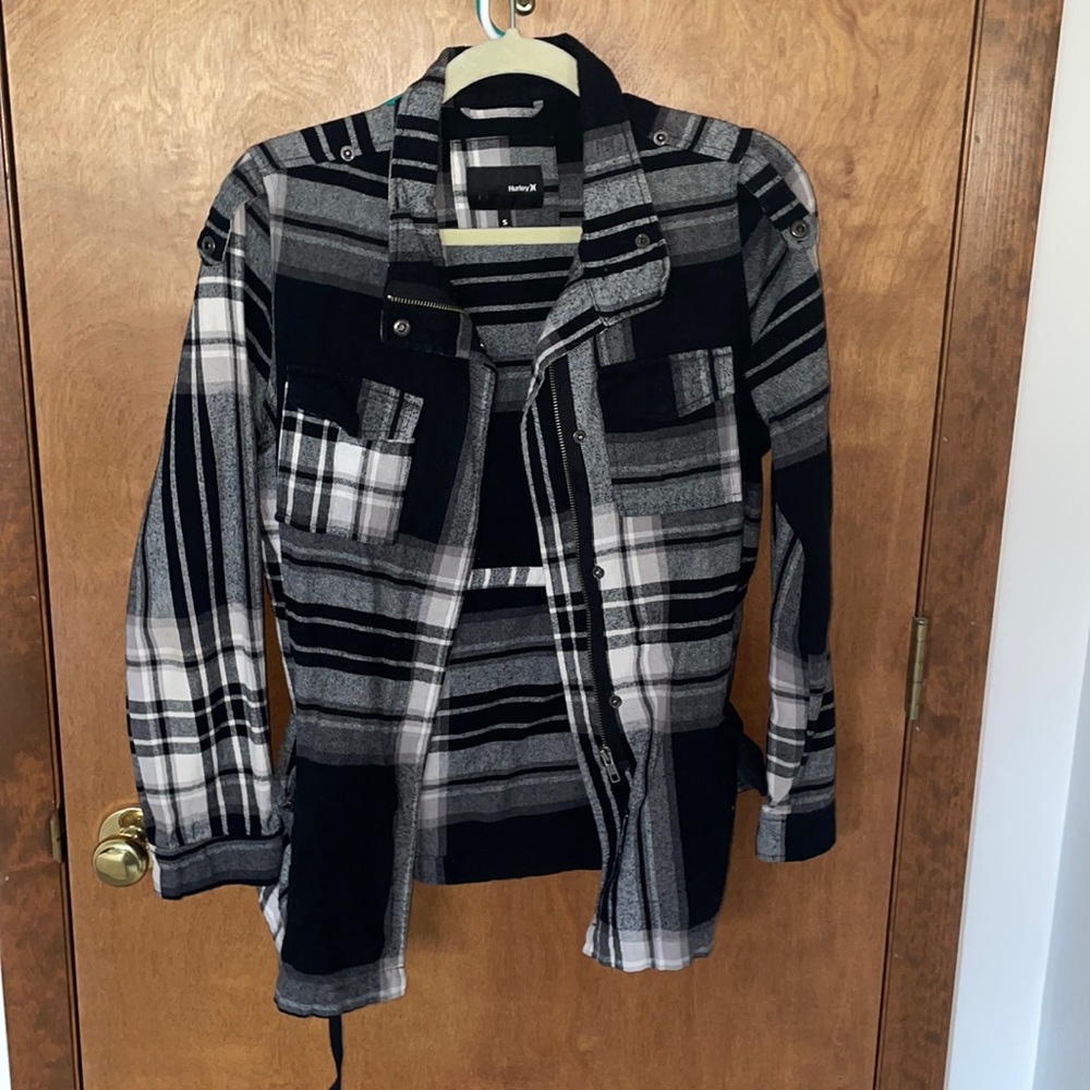 Black / grey / white patterned jacket